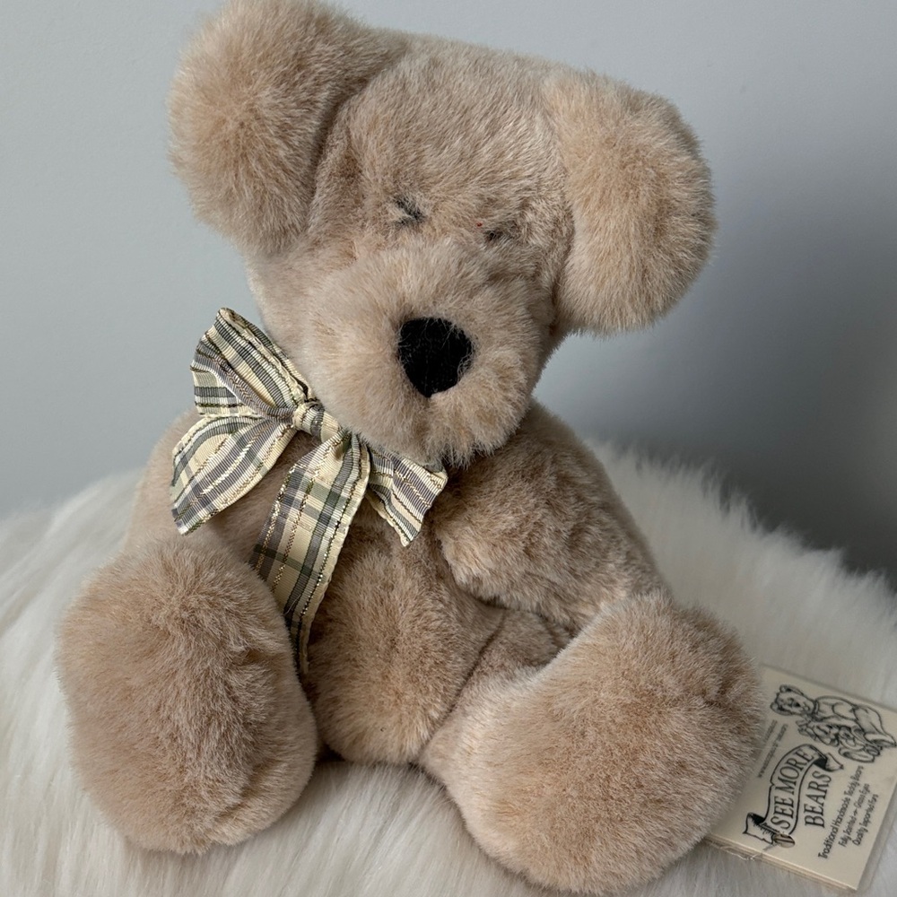 Charming Collectable Teddy Bear with Plaid Bow (Jointed)